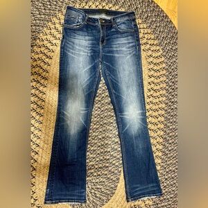 Buckle jeans